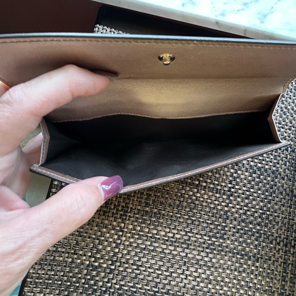 Gucci GG Metallic Long Wallet - Picture 2 of 13